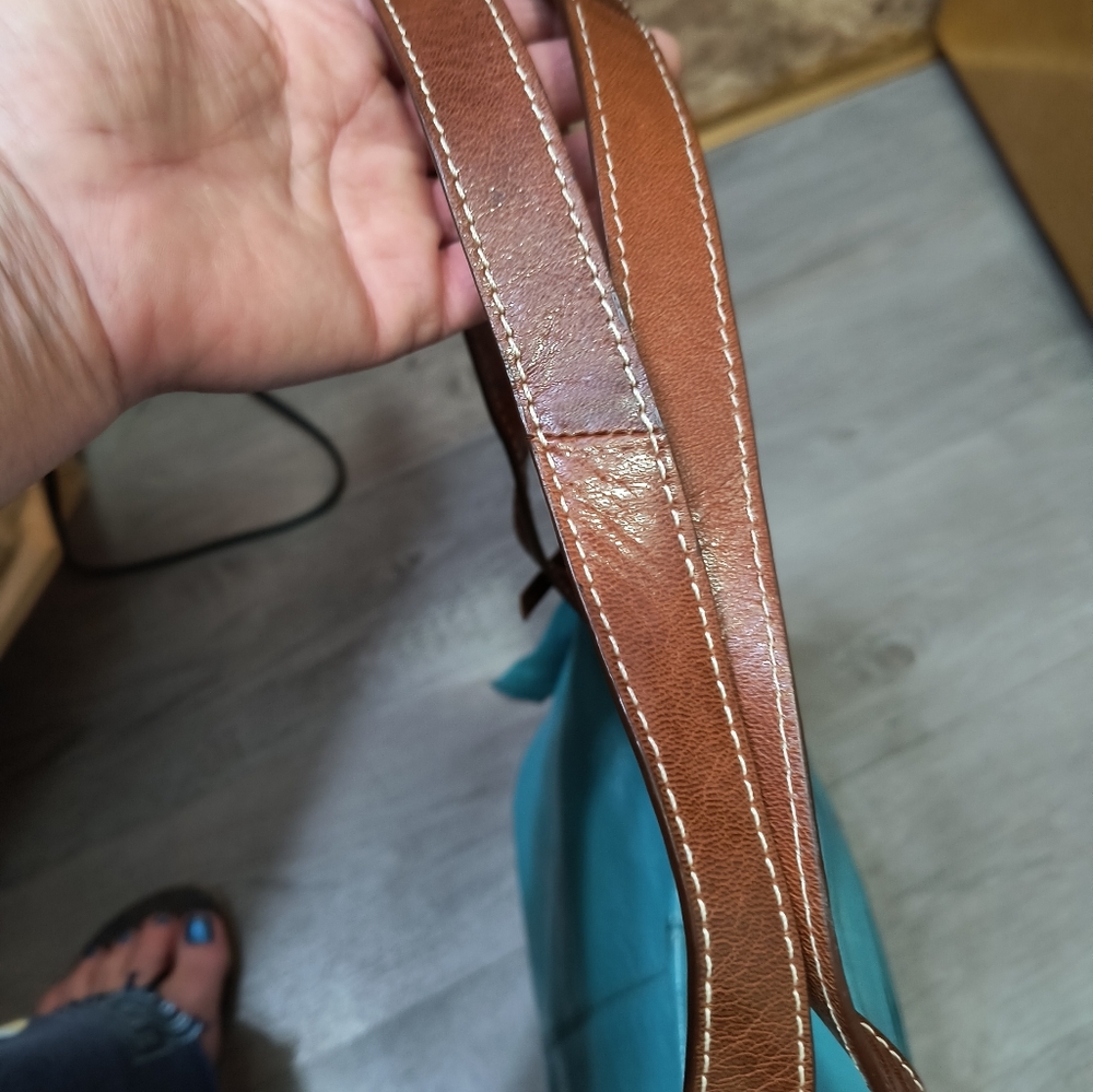 Nino Bossi Turquoise Leather Sholder Bag - Picture 4 of 9